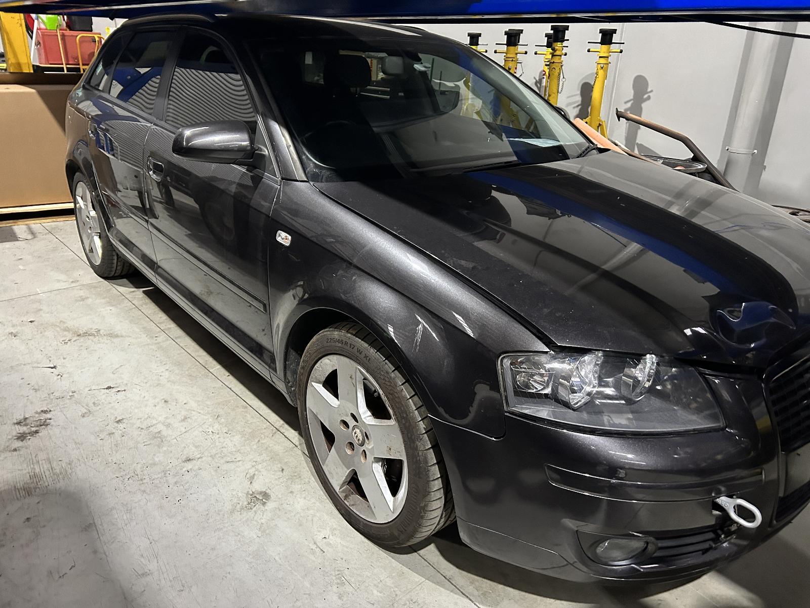 2007 Audi A3 FRONT COURTESY LIGHT 8P 06/04-02/13 8P0947135D image 5