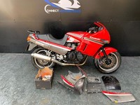 KAWASAKI GPX 600R PROJECT BIKE HPI CLEAR 
