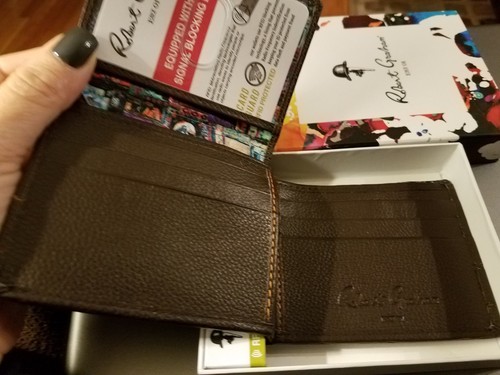 NIB Robert Graham Brown Pebble Grain Bi-fold Wallet RFID PROTECTION Reiling
