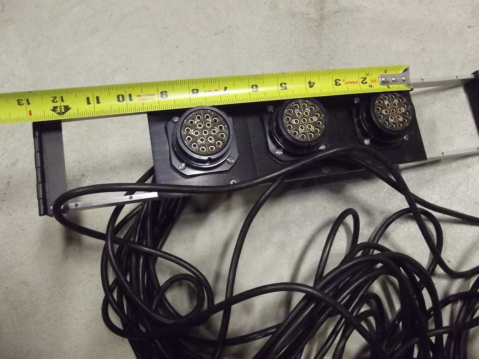 Socapex 3 19-Pin Female to Male Edison Break-in 18 edison plug