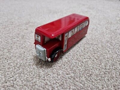 OO GAUGE HORNBY BERTIE THE BUS THOMAS THE TANK ENGINE R9096 BATTERY OPPERATED
