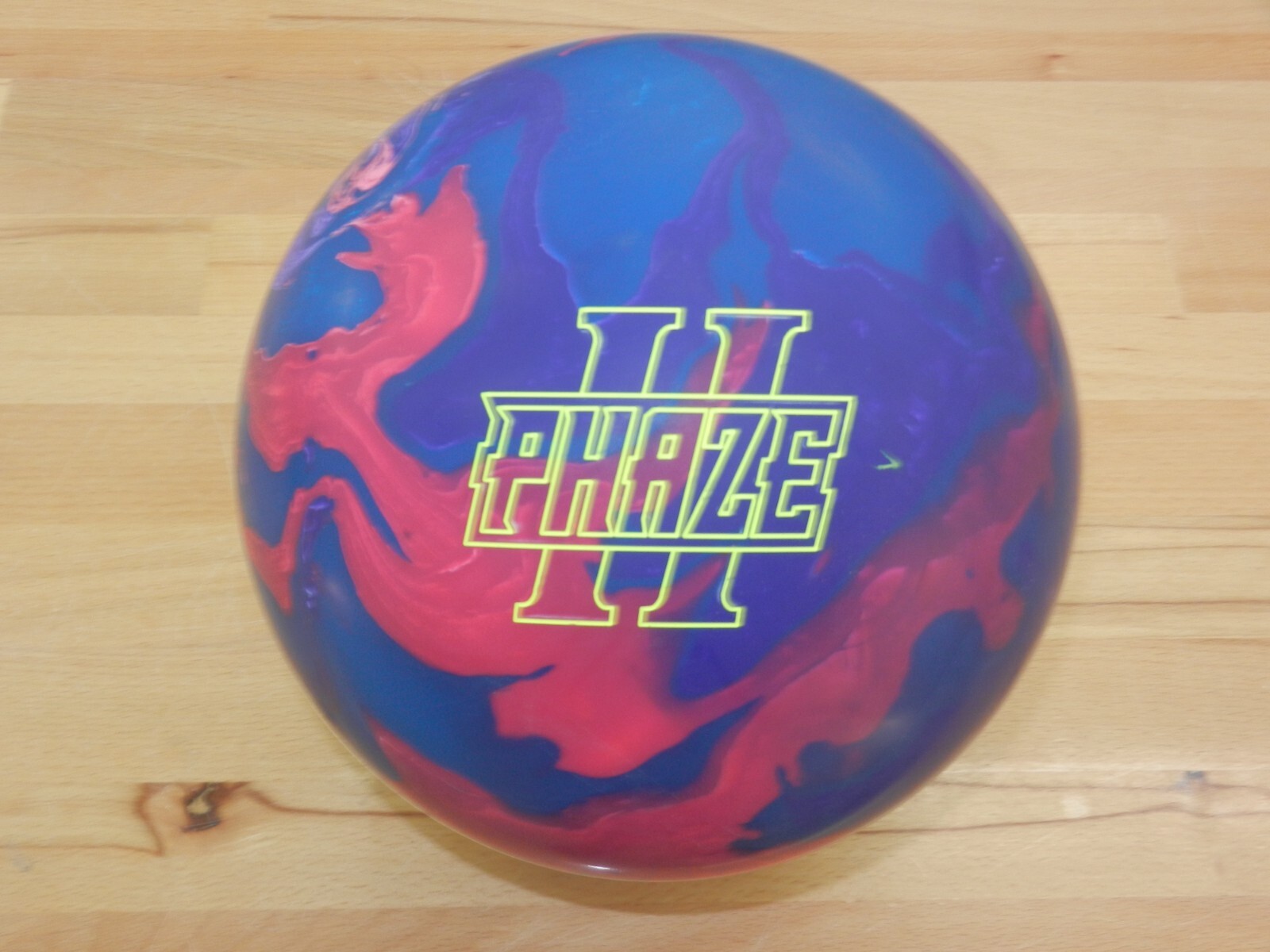 storm フェイズ2 ツーホールドリル 15p Amazon.com : Storm Phaze II Bowling Ball, Red/Blue/Purple