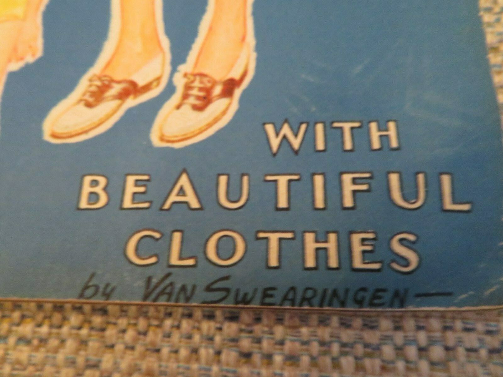 VINTAGE UNCUT 1942 THE MODERN MISS in PAPER DOLLS