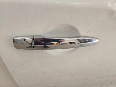 Used Right Front Outside Door Handle fits: 2017 NISSAN SENTRA