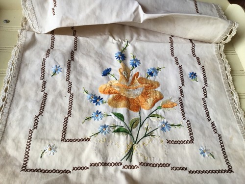 HAND EMBROIDERED DRESSER SCARF ORANGE ROSES BLUE RIBBON BLUE FORGET ME KNOTS