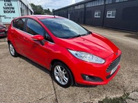 2014 Ford Fiesta 1.25 Zetec Euro 5 5dr HATCHBACK Petrol Manual