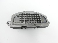 VW Passat 3G 14-19 Widerstand Gebläse Lüfter VW Passat 3G 14-19 11.04.2016 5Q0907521C 300907521A MB499800-0144 gebraucht Vorschau 2