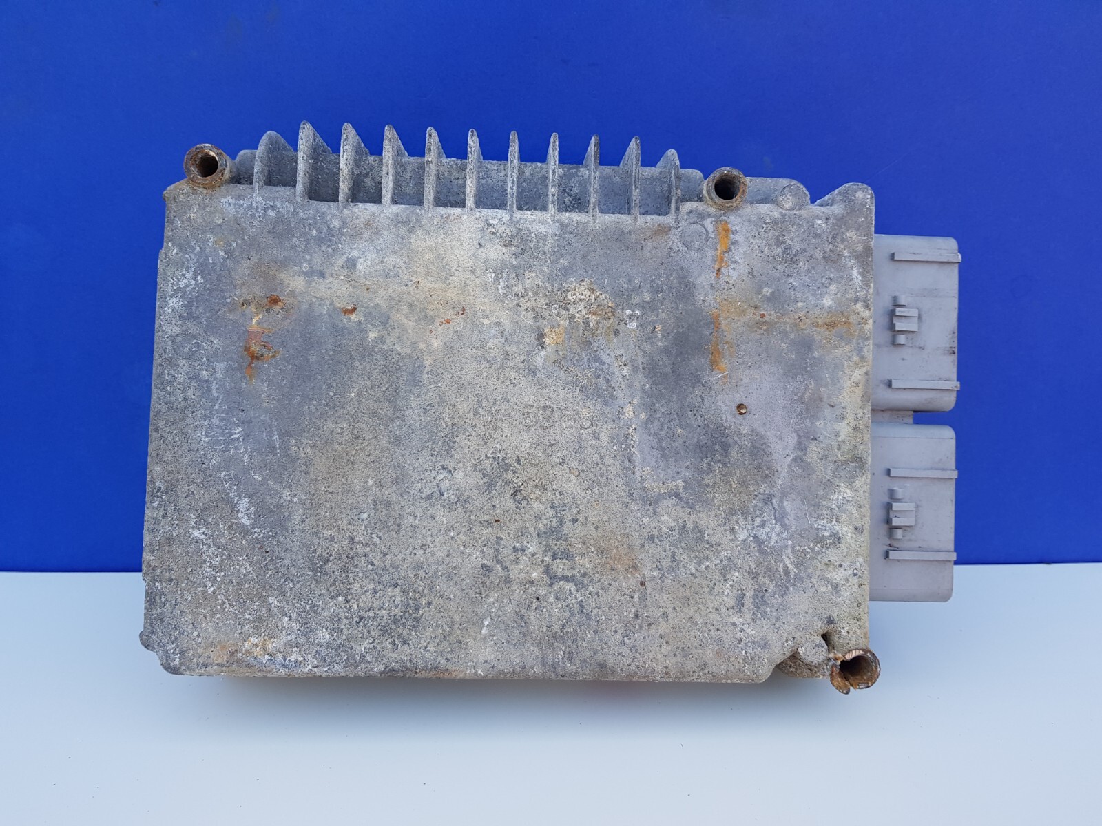 Chrysler P04606984ac 04606984ac Genuine Electric Control Chrysler P04606984ac 04606984ac Genuine Electric Control