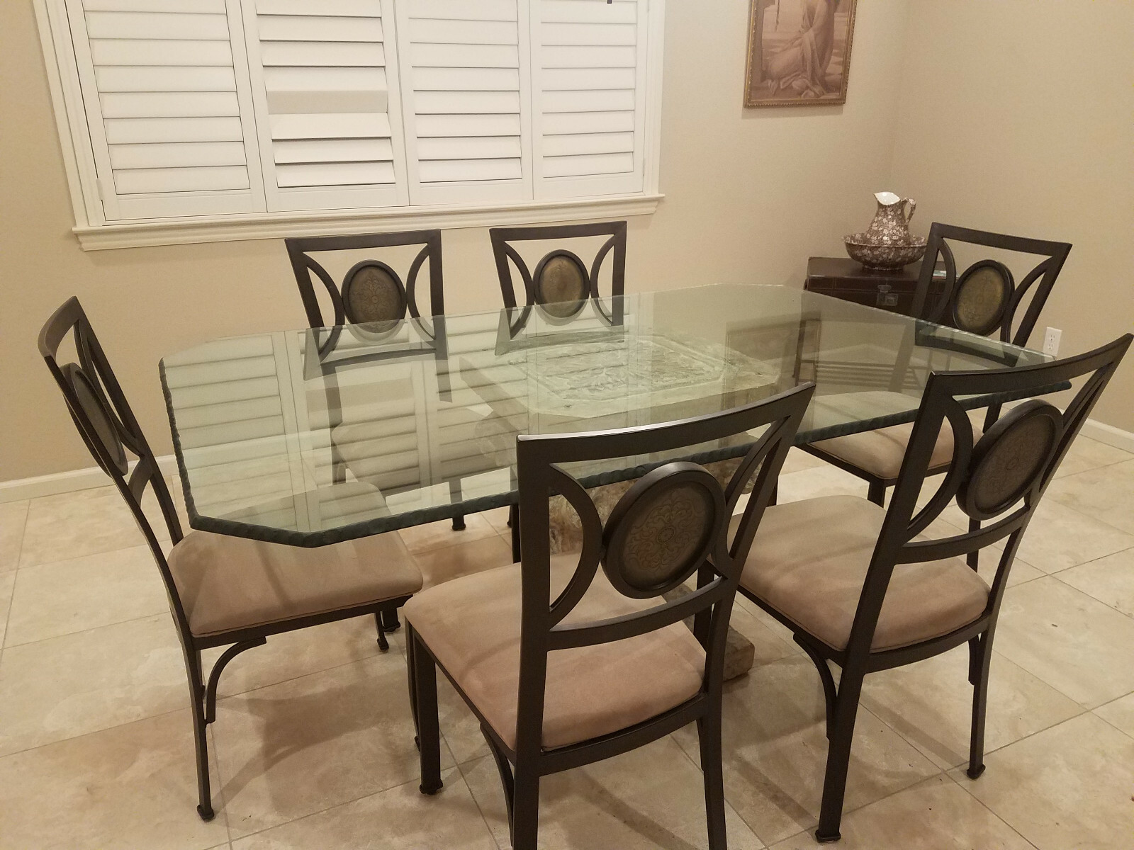Beautiful 4' by 6' Rectangular Glass Top Dining Room Table w/ 6 Chairs