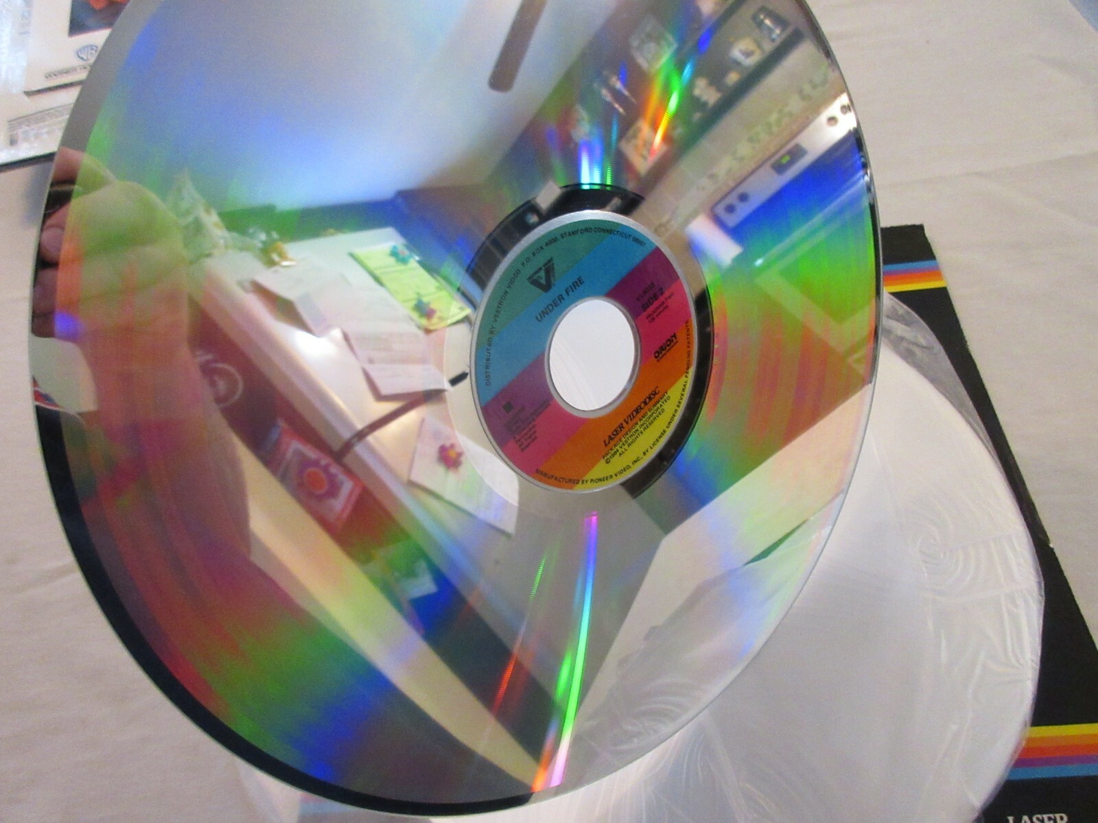 Under Fire 2 Disc Set 1984 Laser Disc 