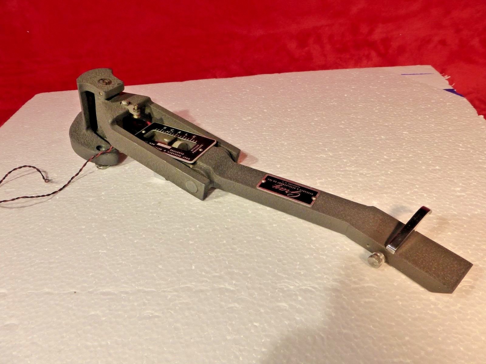 GRAY RESEARCH MODEL 103-SLP 16
