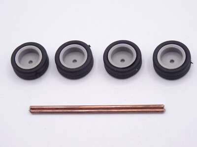 ALEZAN MODELS . ACCESSOIRES  1/43 . SET 4 ROUES 14 '' . PNEU REF 52 .