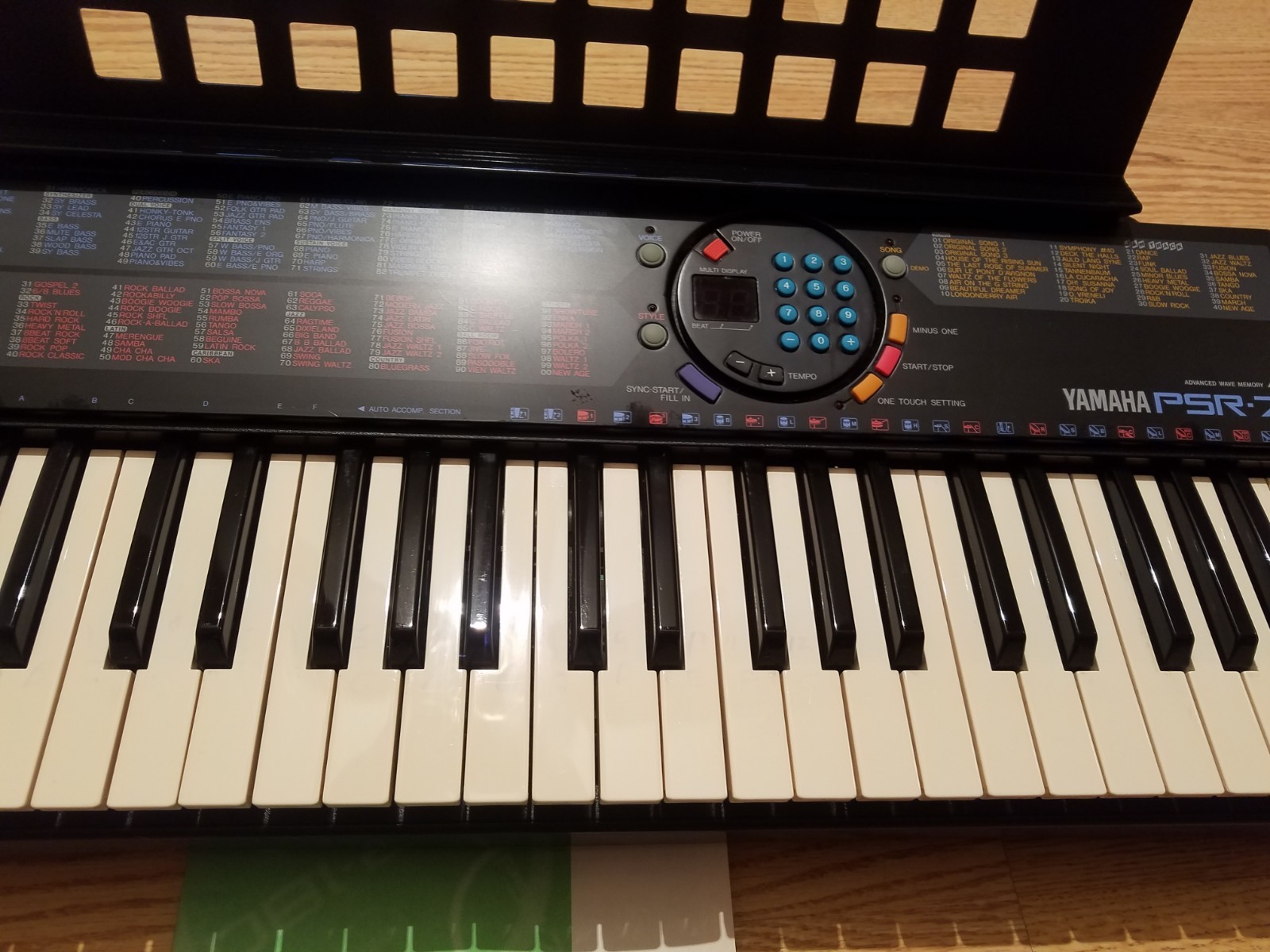 TESTED GOOD YAMAHA PSR-75 Keyboard W/Music Book Rack Instruction Book & Adapter
