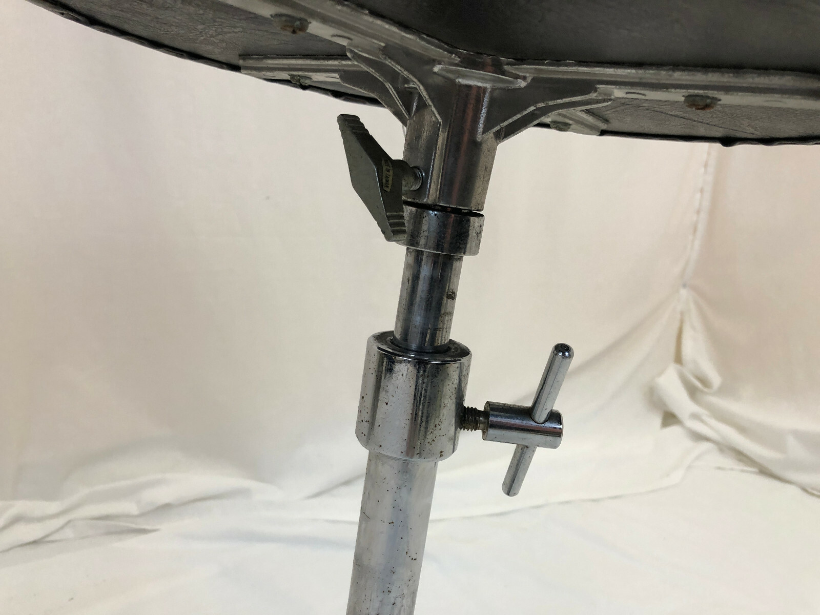 Tubular Drum Throne Vintage possibly or similar to Ludwig