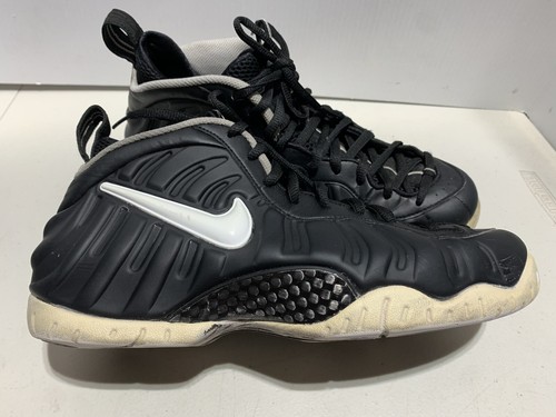 靴 Nike Air Foamposit Pro Dr. Doom\