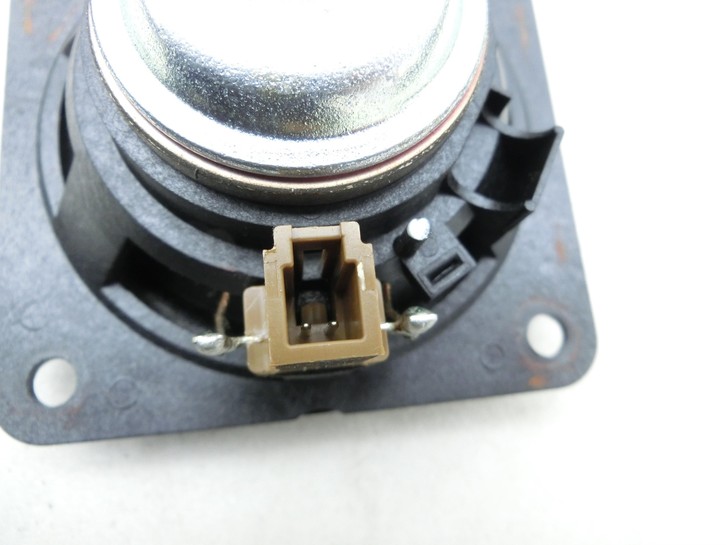 Infiniti M Q70 Y51 M35h Lautsprecher Center Infiniti M Q70 Y51 M35h 08.02.2012 28148-JK200 283160-001 gebraucht Vorschau 3