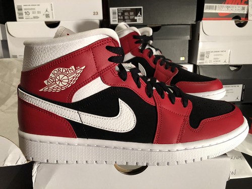 シューズ(女性用) JORDAN 1 MID GS BLACK,CHILE RED,WHITE Nike Air Jordan 1 AJ1 Mid GS Bred Toe Black Red White Shoes