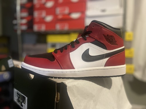 Nike Air Jordan 1 Mid Chicago Black Toe GS 554725-069 Size
