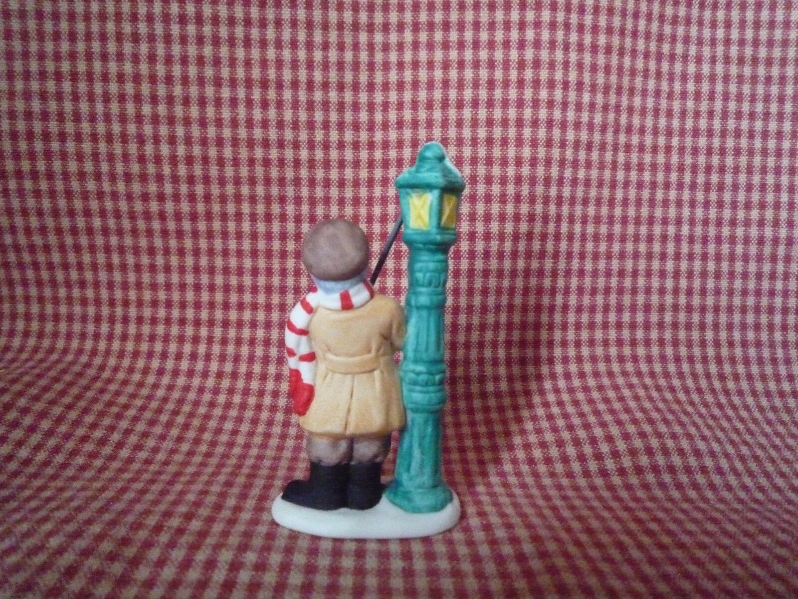 LEFTON COLONIAL CHRISTMAS VILLAGE -  IVAN ZELINSKI -  VILLAGE LAMP LIGHTER