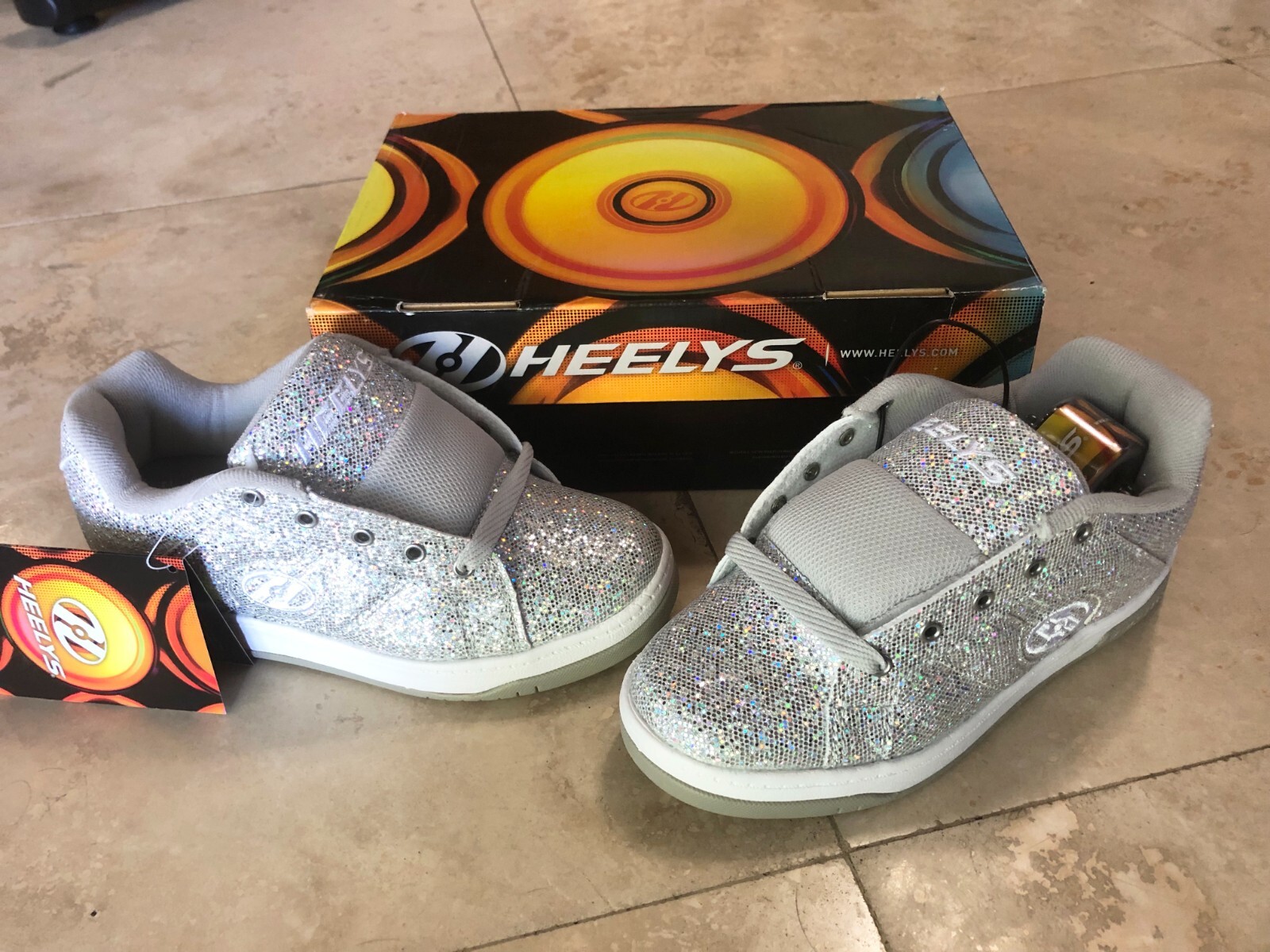 フラットシューズ Heukyang Harmony Glitter Flats Silver TT00053-ICE Vermeix girls glittery silver ballet flats