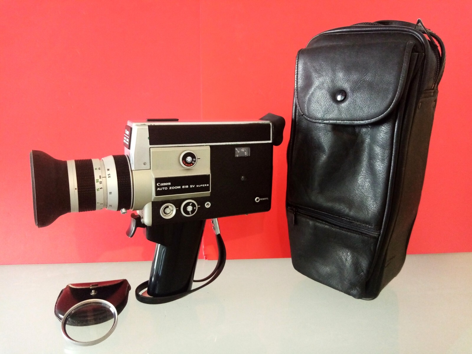 Vintage Design Canon Auto Zoom 518 SV Super 8 Movie Camera