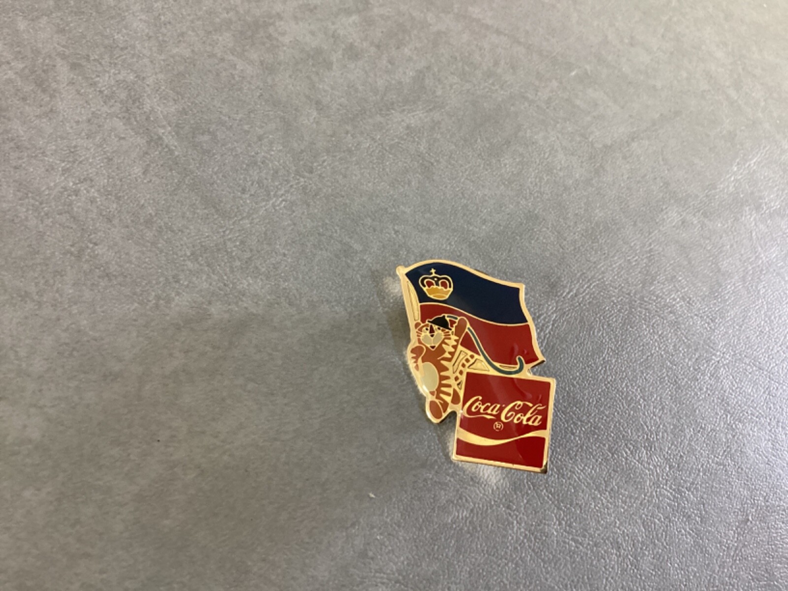 記念グッズ ATHLETE atmosから「adidas Originals ZX 8000 G-SNK atmos “EQT“」が8月