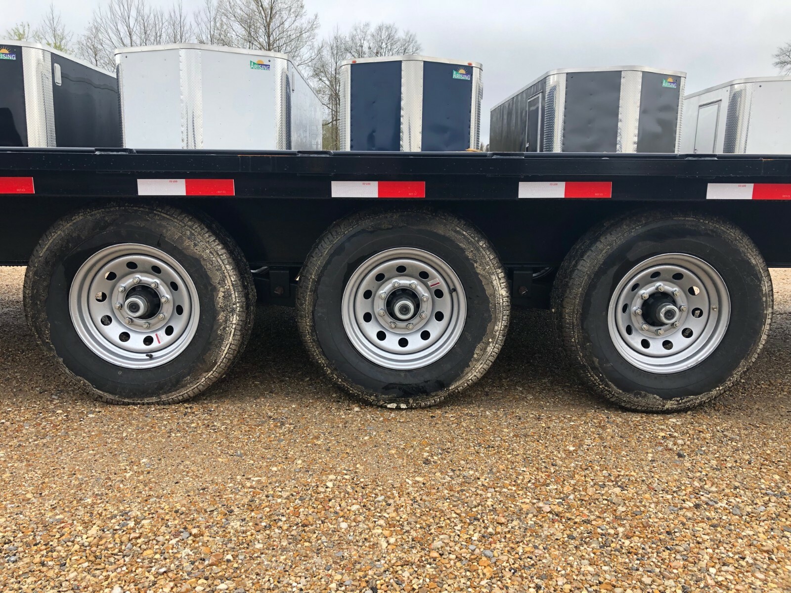 40' GOOSENECK DECKOVER--3/7000 AXLES--MAX RAMPS--IRON BULL--BRAND NEW--