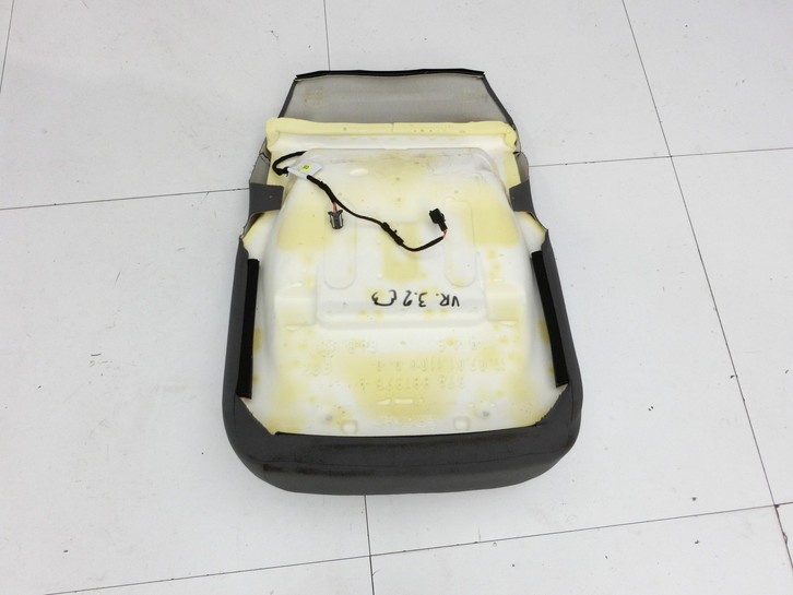 VW Touran II 5T 15-24 Sitzbezug Sitzpolster für Beifahrersitz Rechts Vorne beheizt VW Touran II 5T 15-24 12.05.2016... Vorschau 4