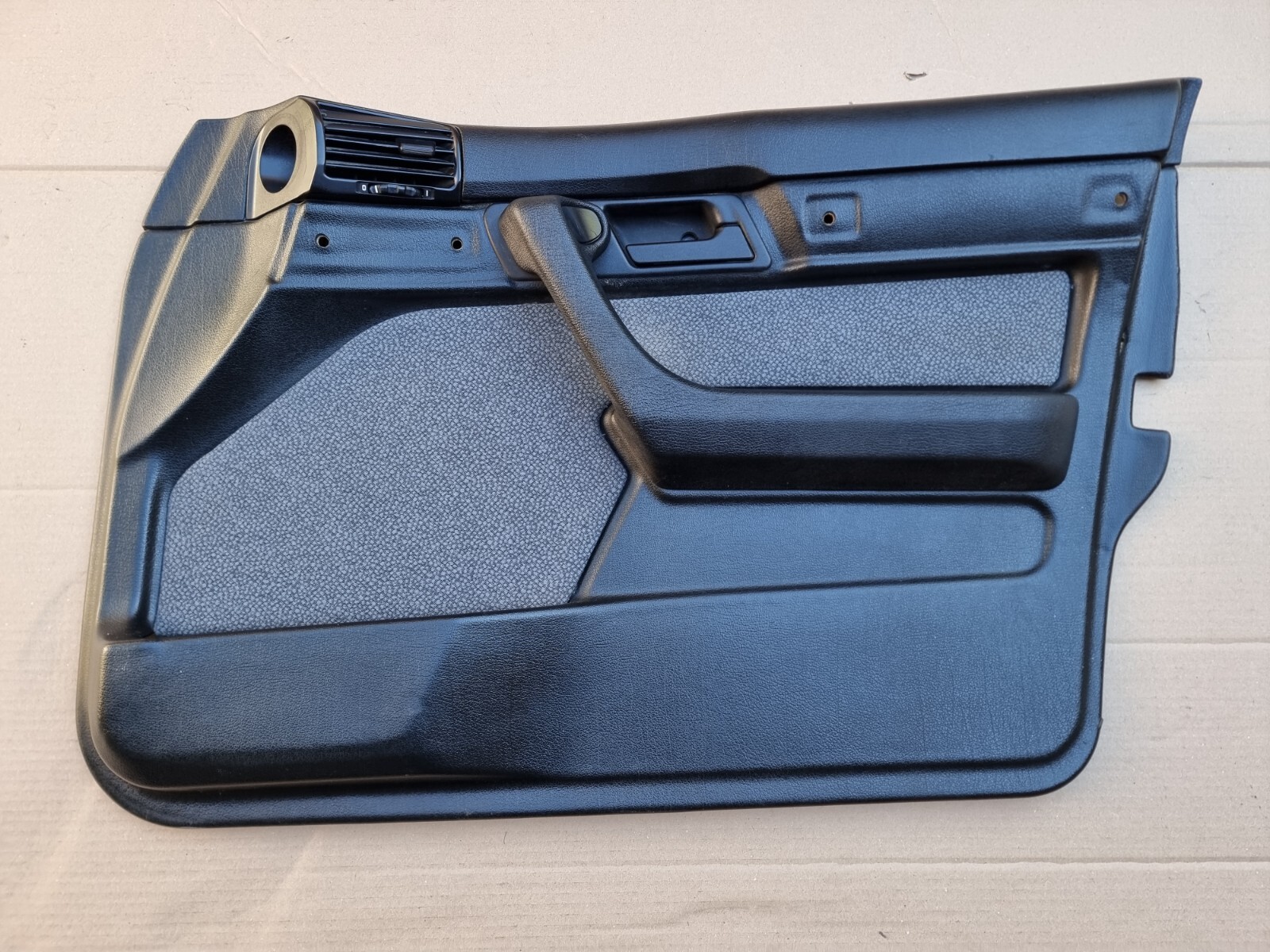BMW E34 Facelift Black Fabric Front Right Door card / Panel