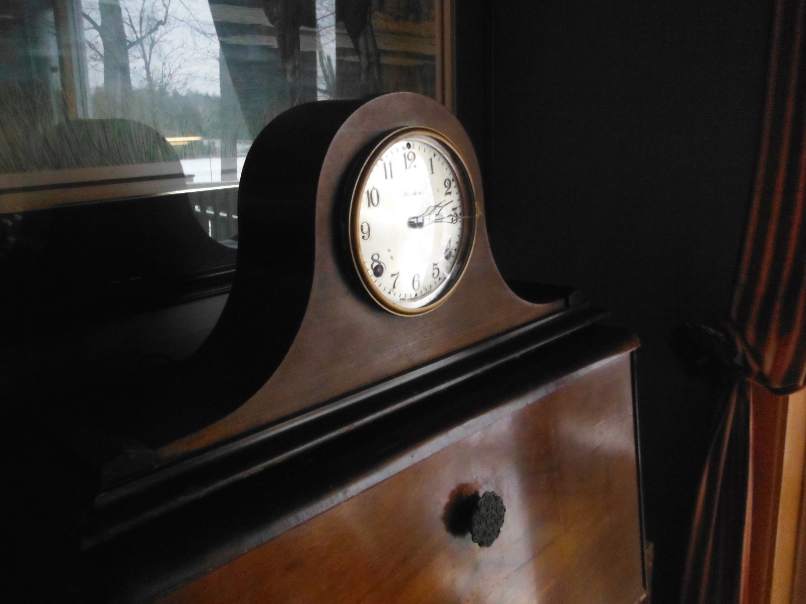 Vintage Ingraham Meteor Model Camel Back Tambour Mantle Clock Working