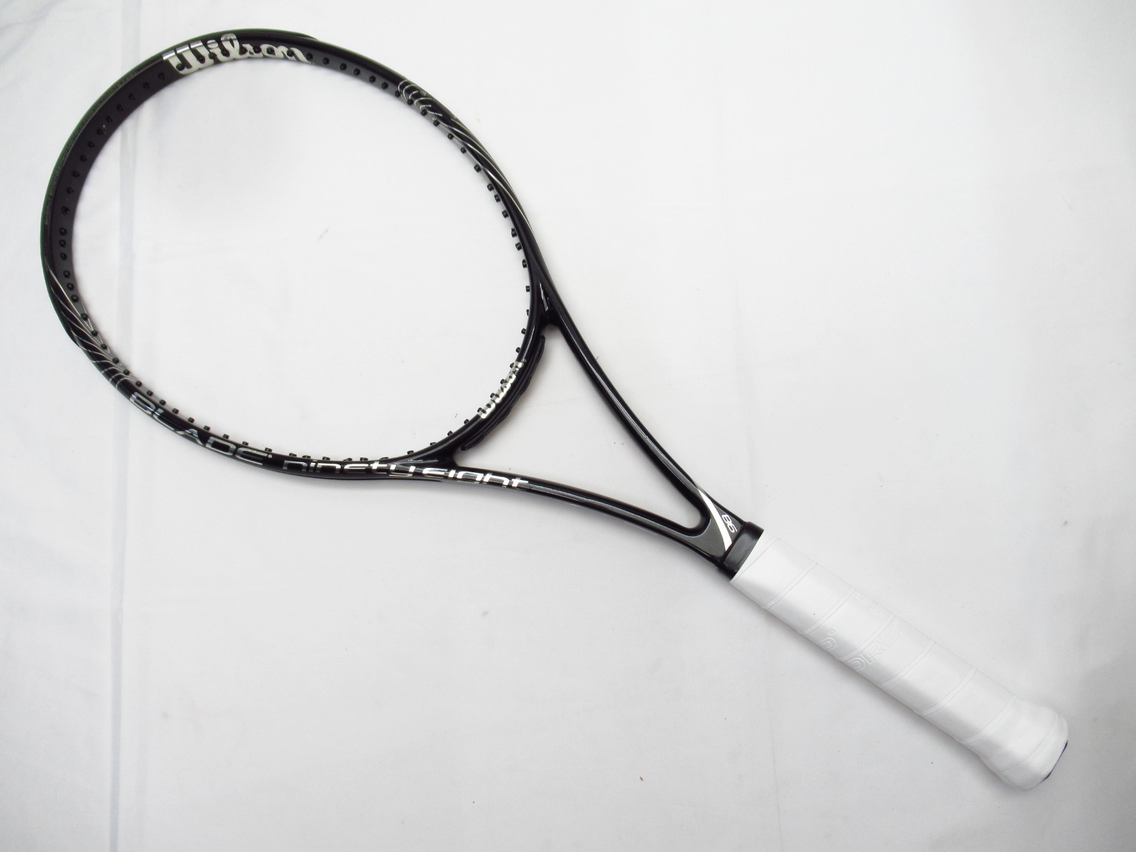 【最終値下げ】Wilson BLADE V8 98 2本セット【美品】 Amazon.com : Wilson Blade 98 V8 Stringless Tennis Racket 98
