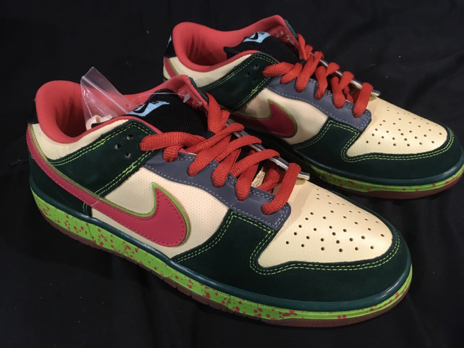 ＮＩＫＥ　ＳＢ　ダンクＬＯＷプレミアム　ＵＳ１０/２８ｃｍ NIKE(ナイキ) &frasl; FTC SB Dunk Low Premium Finally&frasl;US10&frasl;28cm