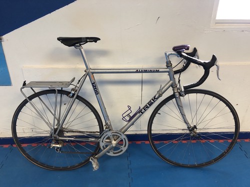 自転車本体 Trek 1200 2006 Trek 1200<!-- --> - Bicycle Details - BicycleBlueBook.com