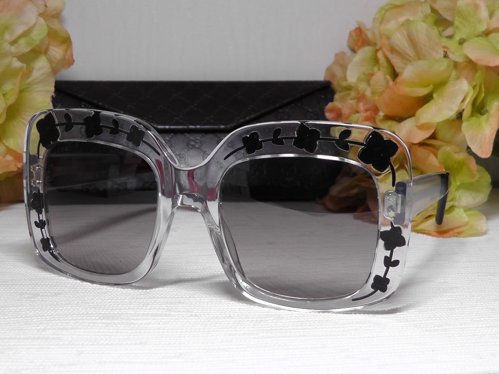 Pre-owned Gucci Gg3863s Oversized Square Black/crystal Frame 900 Eu Sunglasses 54 22 145 In Gray