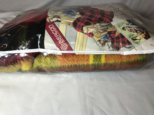 Vintage BEACON Throw Blanket Picnic Plaid Fringed Sport Acrylic                4