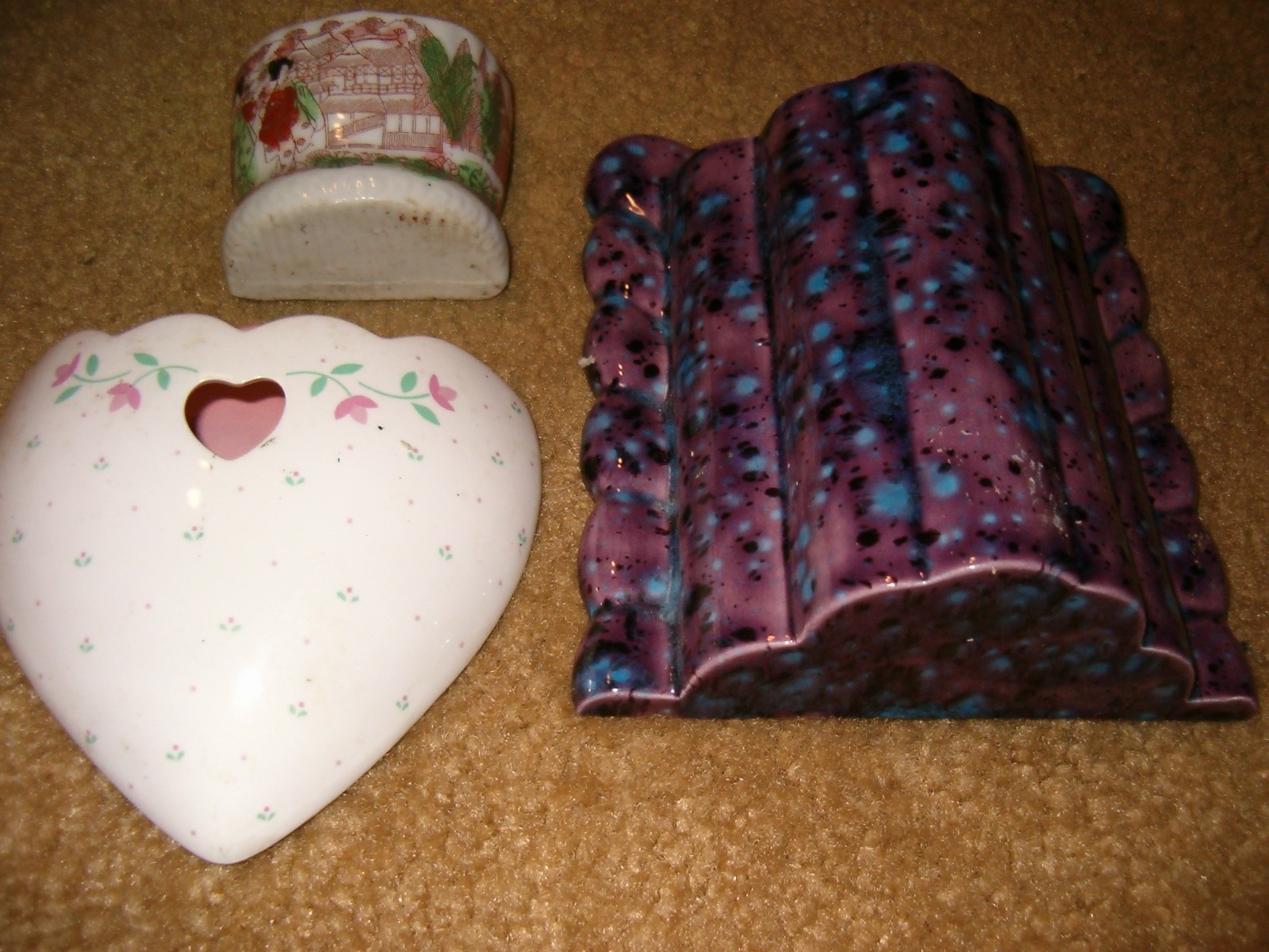 Wallpockets Wall Pocket Wall Vase 3 Pieces - Japan Scene and Heart & Ceramic
