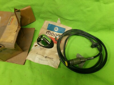 NOS Mopar Antenna Base and Cable package 4359073
