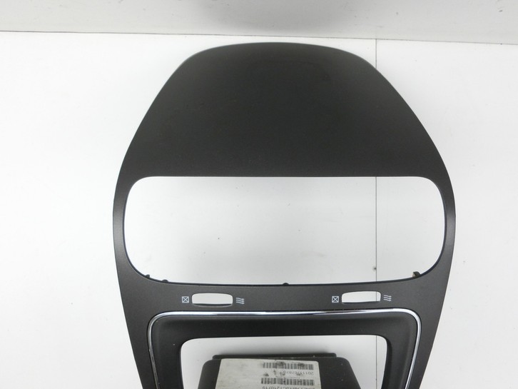 Fiat Freemont 11-16 Blende Einbaurahmen für Luftdusche Mitte Fiat Freemont 11-16 05.01.2012  20111767870 3000111... Vorschau 3