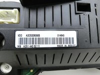 Mercedes W251 R300 07-10 CDI 3,0 140KW Kombiinstrument Tacho Mercedes W251 R300 07-10 03.07.2008 A2514405211... Vorschau 7