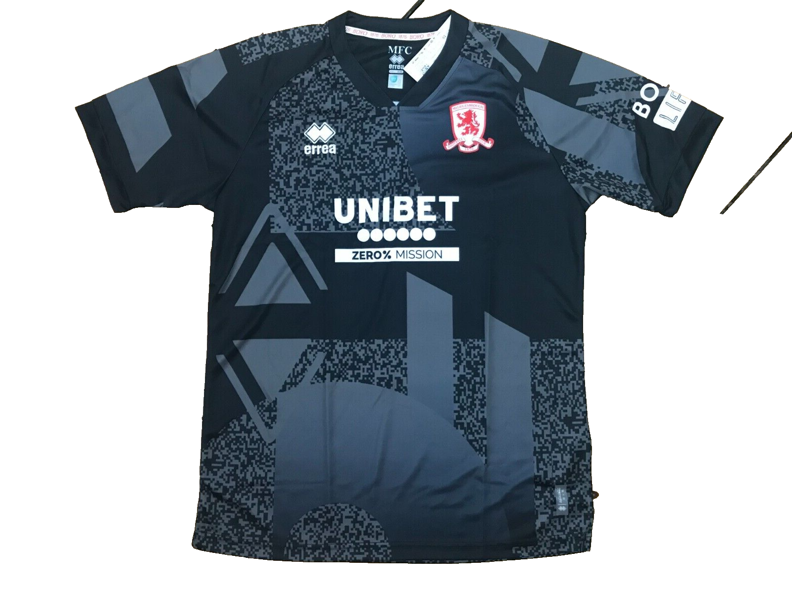 size XXL Middlesbrough FC Football Shirt GK Black Soccer