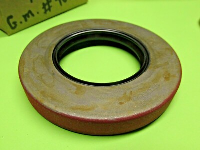 1971 1972 1973 1974 1975 1976 CADILLAC ELDORADO FINAL DRIVE AXLE SHAFT SEALS  