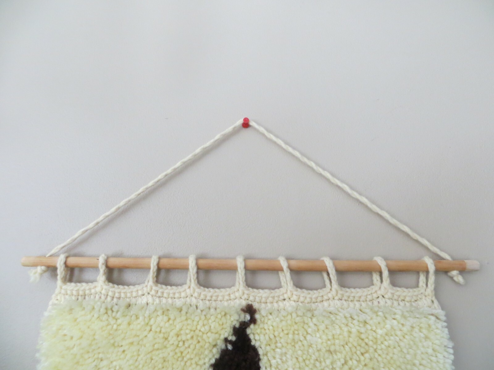 Mid-Century Mod '60s Wall Hanging Tapestry Wool Latch Hook Yellow Orange
