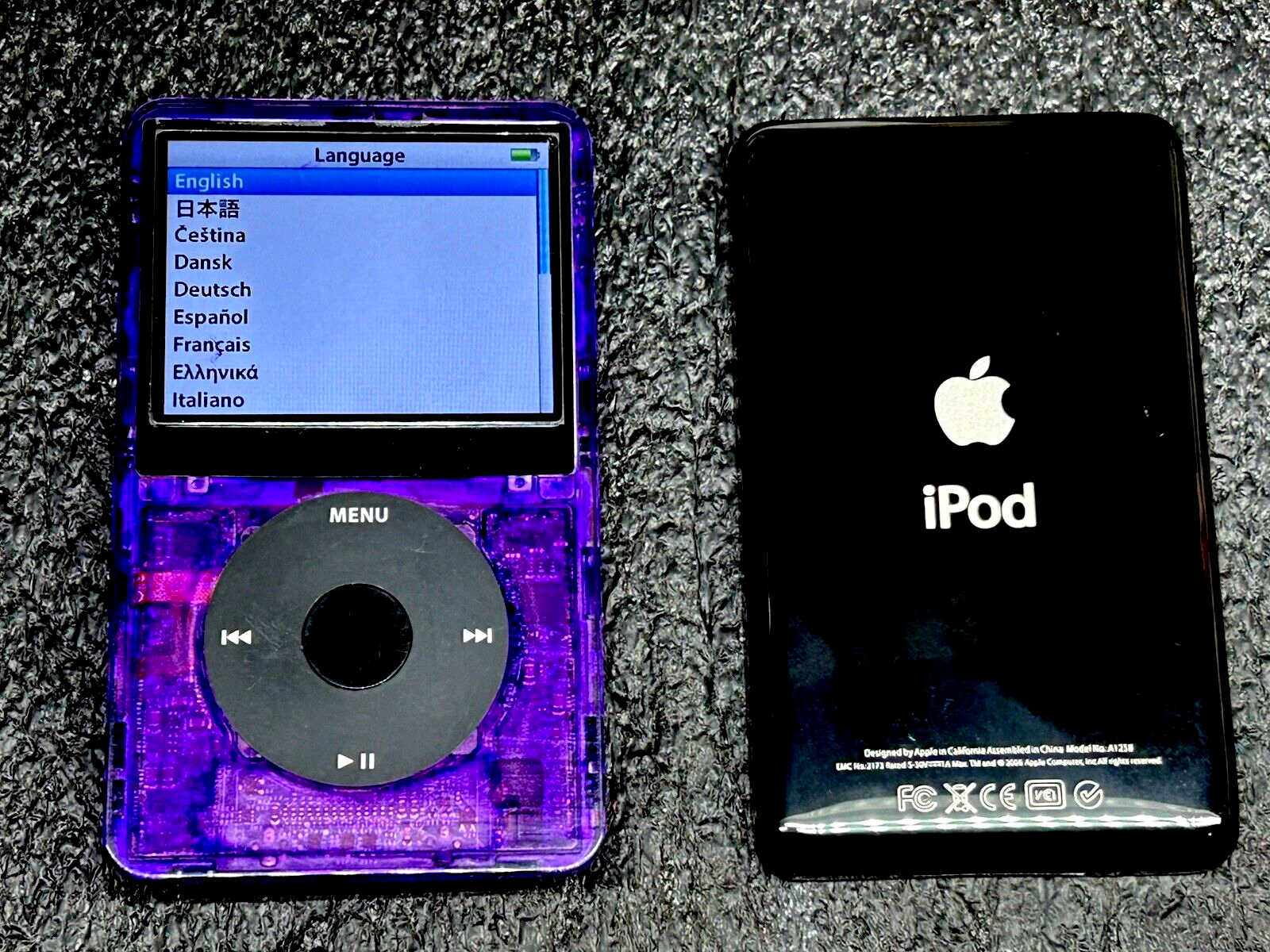 ソ*郎様 SSD1TB超 バッテリー新品　Apple iPod classic Amazon.com: Custom 1TB SSD with 3000mAh Battery Upgraded