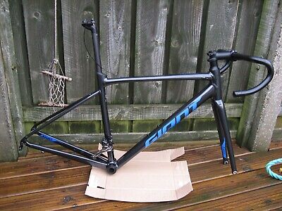 Giant contend SL 1 frameset rim bakes, complete with extras, size small  perfect