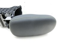 Kia Soul II PS 14-19 Armlehne Mittelarmlehne Auflage Kia Soul II PS 14-19 30.01.2015 84634-B2000 gebraucht Vorschau 2