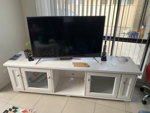 white solid wood tv unit