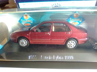 LANCIA LYBRA 1999 1/43 SOLIDO Réf 1555 Rouge metal Neuf boite