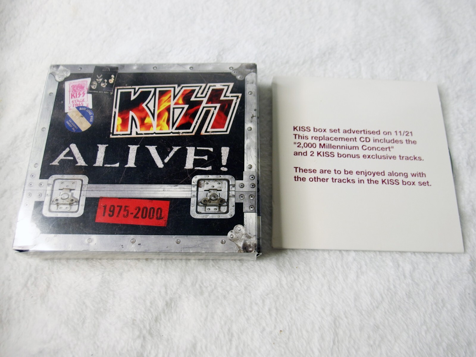Kiss Alive: 1975-2000 4-Disc Box Set Open with Bonus 2000