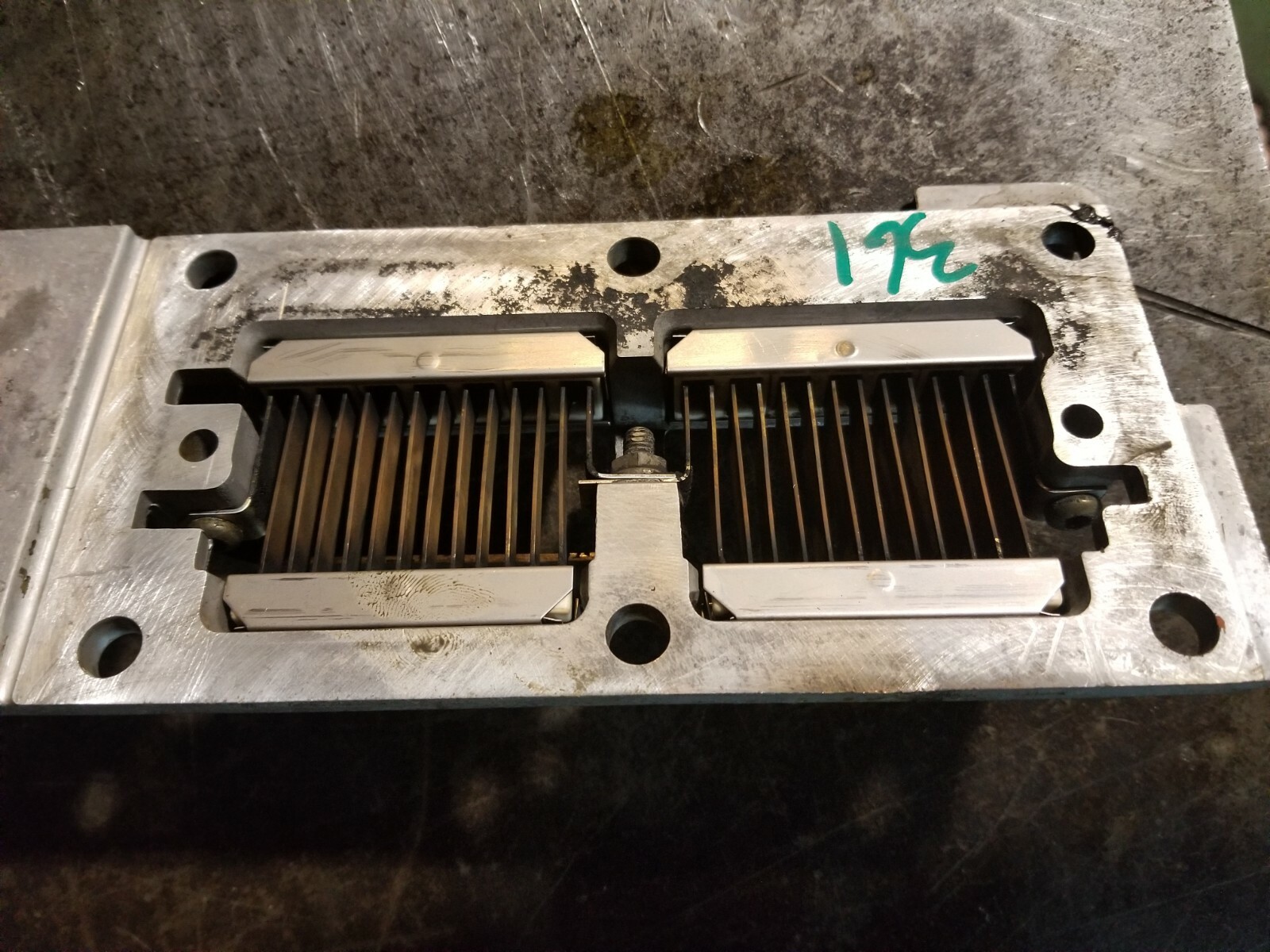 5260965 CUMMINS 6.7 6.7L INTAKE MANIFOLD GRID HEATER 9813581 eBay