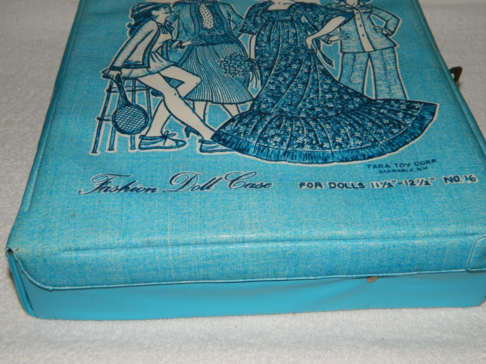 Vintage Tara Toy Corp Textured Blue Fashion Doll Case No. 16 Fits Barbie